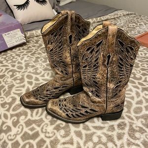 Women’s cowboy boots